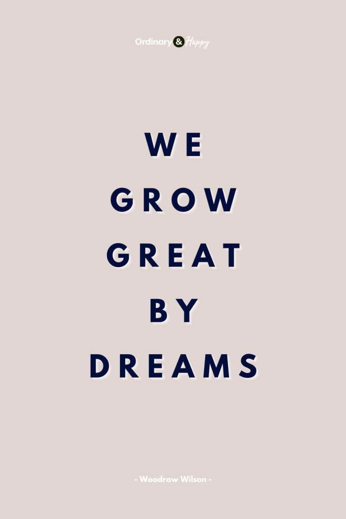 Growth mindset quote image (We grow great by dreams.)