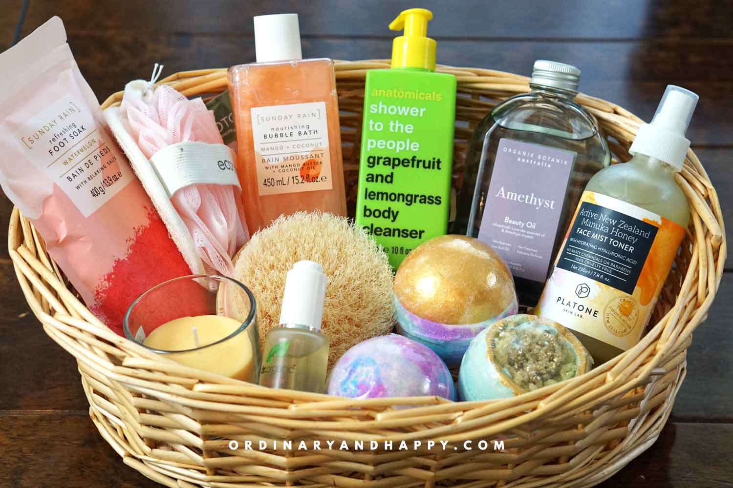 DIY Spa Gift Basket Ideas (20+ Things to Put in a Spa Basket and More